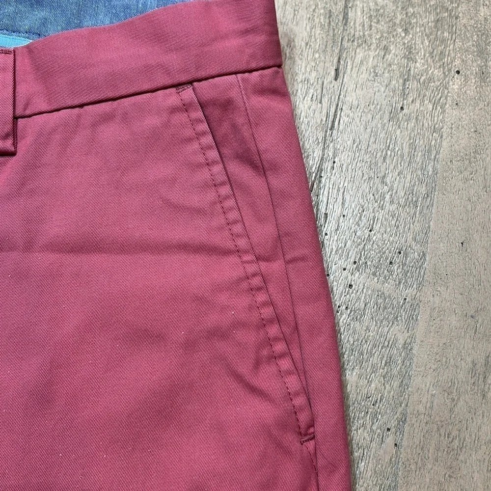 Banana Republic Emerson Chino.  Size 32x34, NWOT, perfect condition.